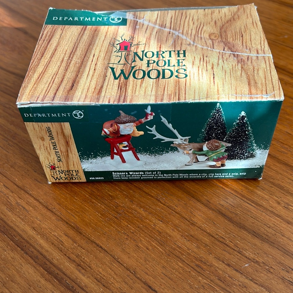 Dept 56 North Pole Woods - Scissors Wizards